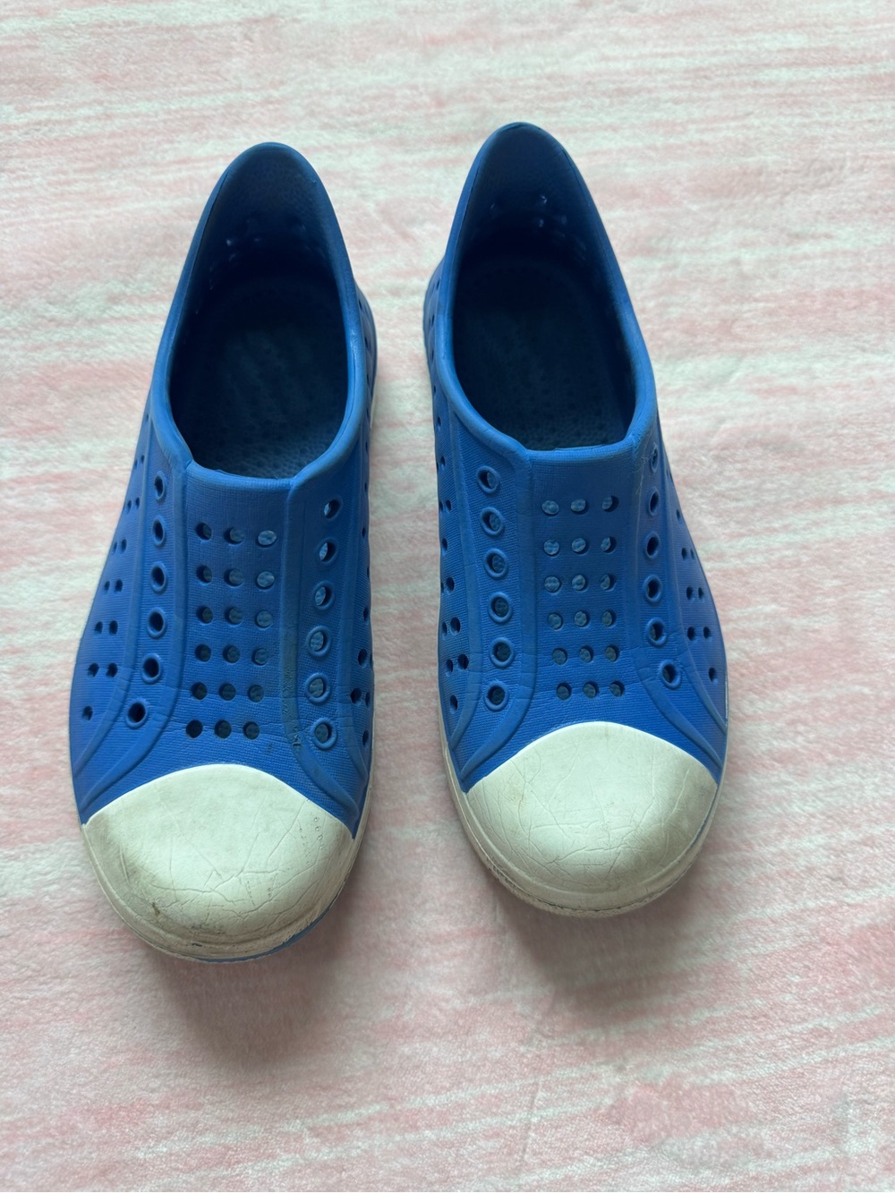 wonder nation Blue Slip-On Water Shoes with White Toe Cap